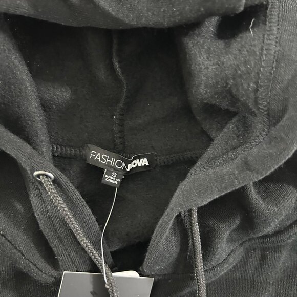 Fashion Nova Crop tops Sweater Size S Black / Blue  Front Pocket Zip up - Picture 7 of 9